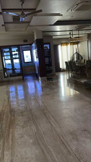 6 BHK For Sale in Sector 44 Block F, Noida Image 1